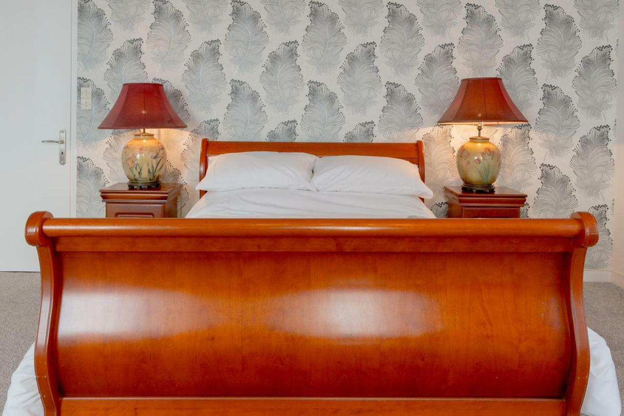 Du Noyer Bed & Breakfast Londigny