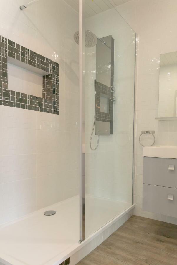 Du Noyer Bed & Breakfast Londigny